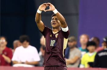 Con futbolista que juega en Chile: Venezuela dio el golpe ante Inglaterra y se hizo grande en el Mundial Sub 17