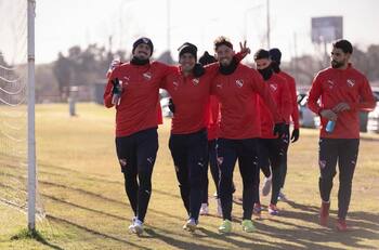 Siguen llegando carpetas: exseleccionado chileno fue ofrecido a Colo Colo, pero no hubo interés