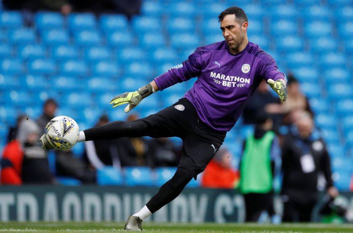 Claudio Bravo dejaría el City pero continuaría atajando en Europa