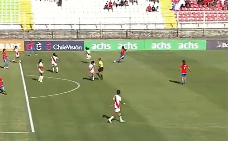 convirtió un golazo para La Roja ante Perú.