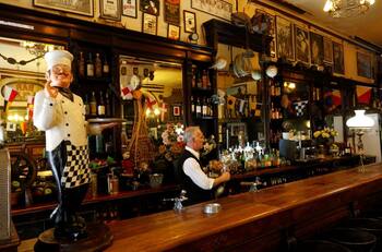 Formalizarán a dueña de Bar "La Playa" de Valparaíso por apropiación indebida