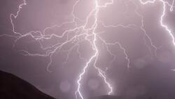 VIDEO | Cuatro personas quedaron en estado crítico luego de que un rayo cayera en la Casa Blanca