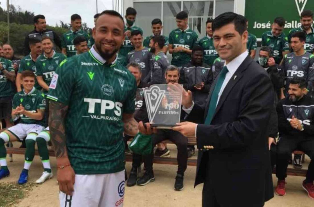 "¡Felicitaciones Cere!": Bernardo Cerezo recibió importante reconocimiento en Santiago Wanderers