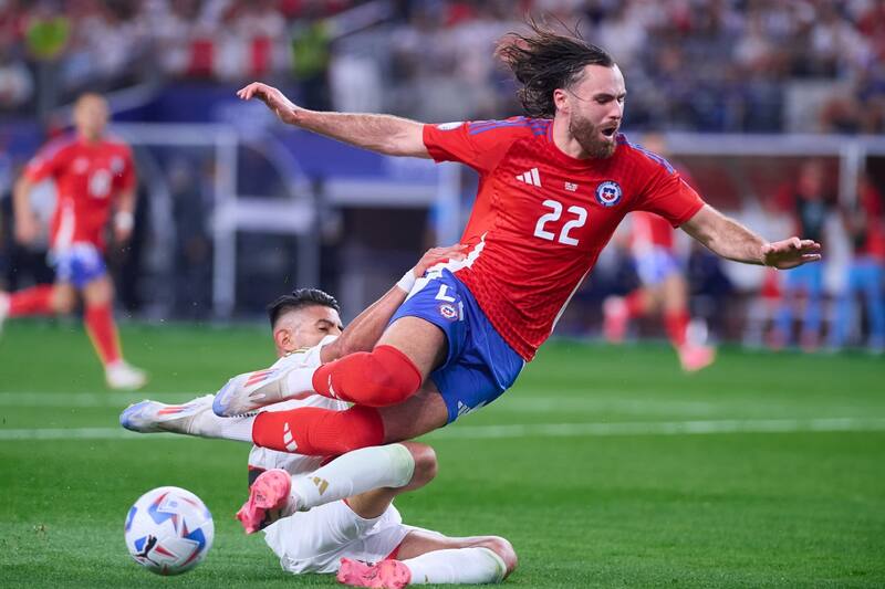 Ben Brereton fue el pedido de Juan Cristóbal Guarello para el encuentro ante Argentina. Foto: Aton.