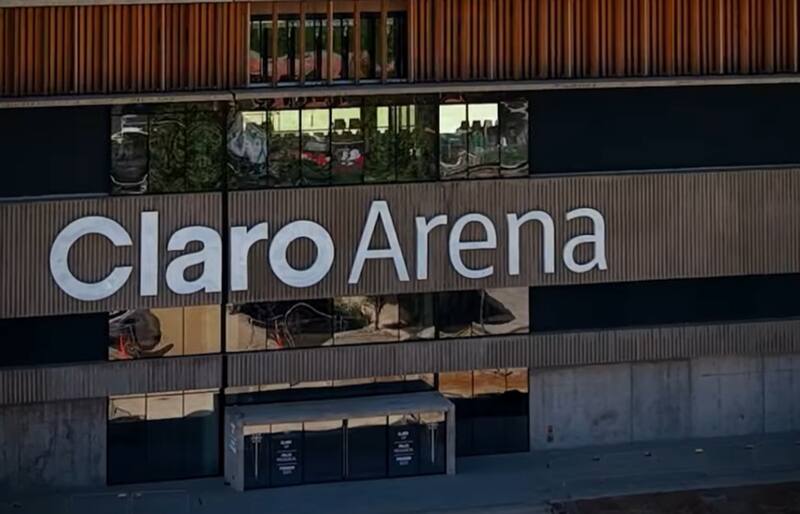 El estadio de la Universidad Católica. Foto: @claroarena.cl.