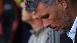 La presión sobre Fernando Ortiz marca el partido entre Colo Colo y Everton