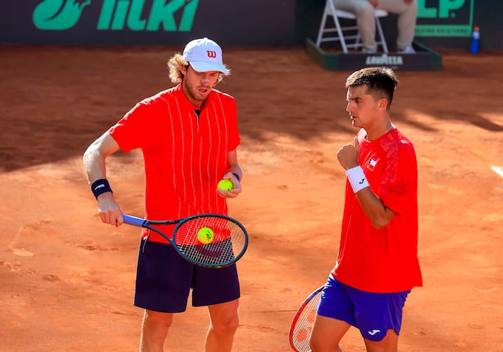 Quieren sumarse a Tabilo y Garin: A qué hora debutan hoy Tomás Barrios y Nicolás Jarry en el ATP de Río
