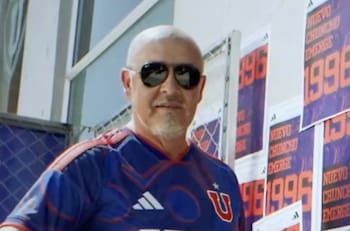 VIDEO | Diseño polémico: así son las nuevas camisetas de Universidad de Chile para 2026