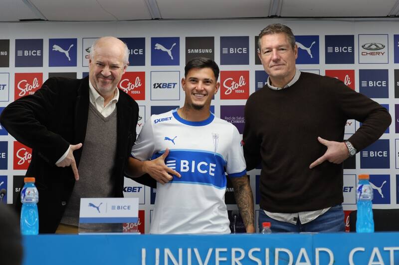 fue presentado como nuevo refuerzo de Universidad Católica. Foto: Comunicaciones Cruzados.
