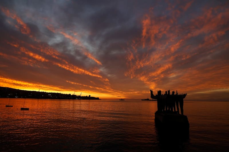 Una vista del atardecer en Valparaíso desde este increíble lugar. Foto: Agencia Aton.