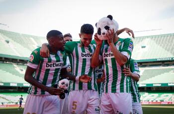 Real Betis 1-0 Huesca: Minuto a minuto y detalles del valioso triunfo del equipo de los chilenos