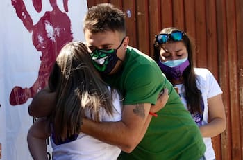 Pareja de Fernanda Maciel responsabiliza a la Fiscalía por tardía resolución del caso