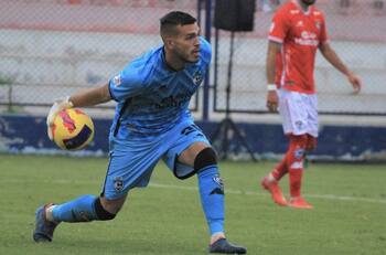 Crisis en Perú: estos son los futbolistas chilenos que lidiarán con el tenso ambiente social en el país vecino
