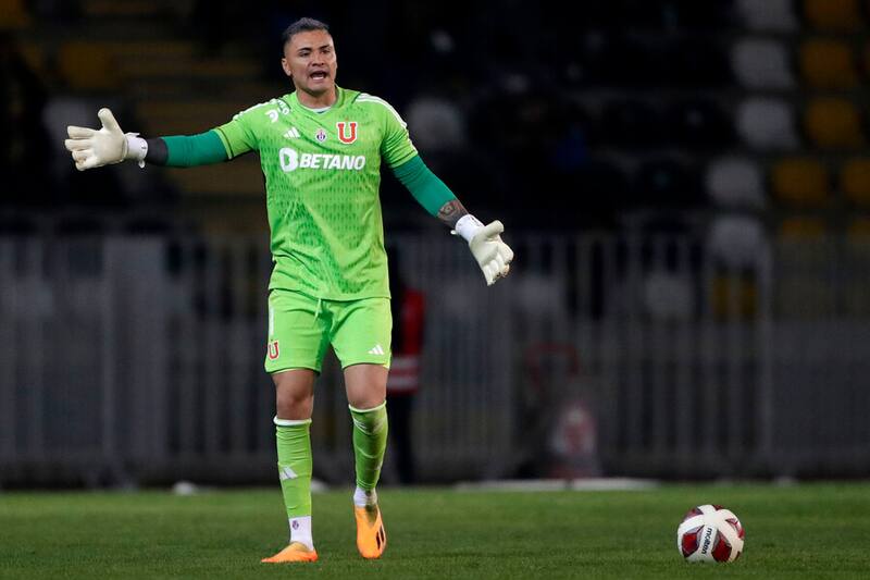 El golero ex Universidad de Chile es pretendido por Deportivo Pereira de Colombia. Foto: Aton.