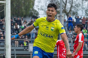 El nuevo bombardero que dio el gran salto en el fútbol chileno: “Ojalá salgan hartos goles y se relance mi carrera”