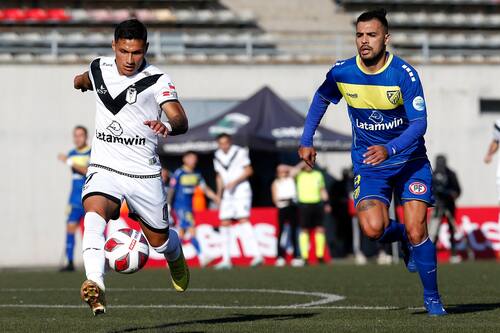 , dos de los equipos con menos arrastre en Primera B. Agencia Aton