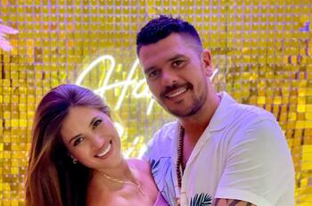 "Feliz por este logro": La íntima y alegre celebración de Karen Bejarano tras convertirse en maquilladora profesional