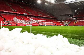 ¿Equipo chico? Leyenda del Manchester United trató de “suspender” clásico vs Liverpool