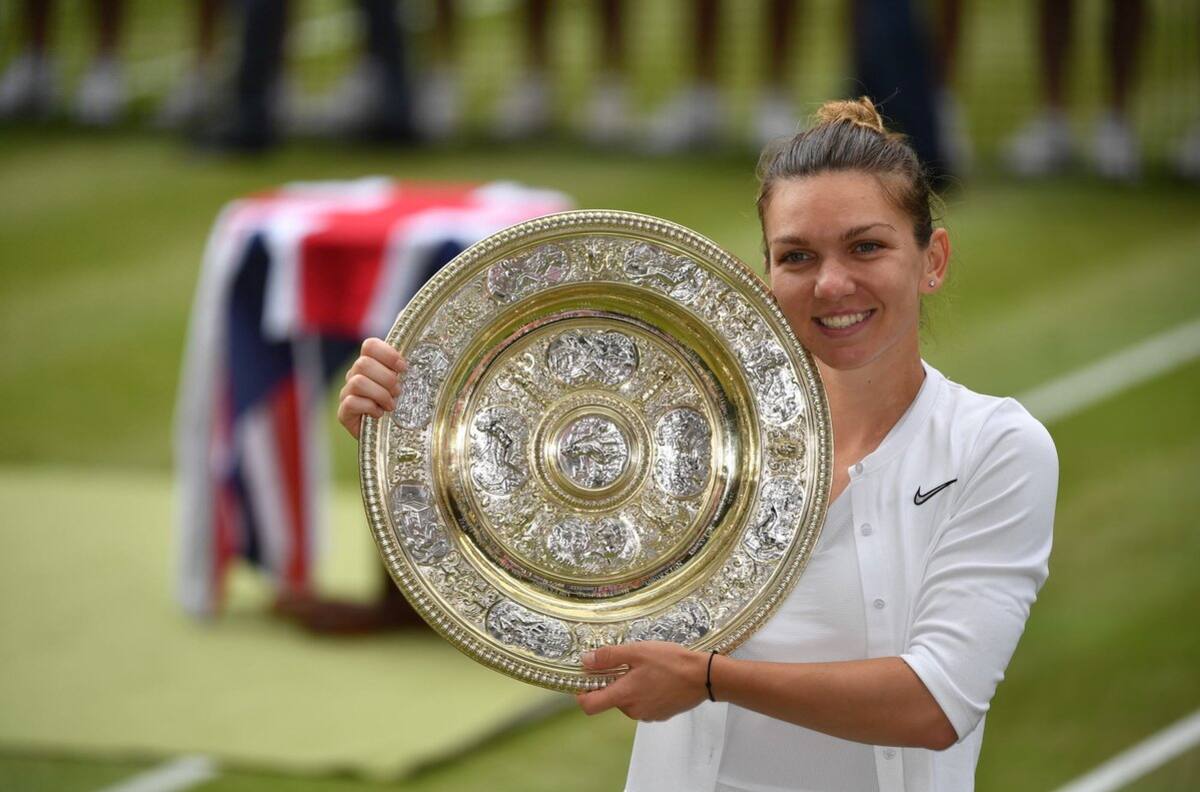 Simona Halep venció con autoridad a Serena Williams en la final de Wimbledon