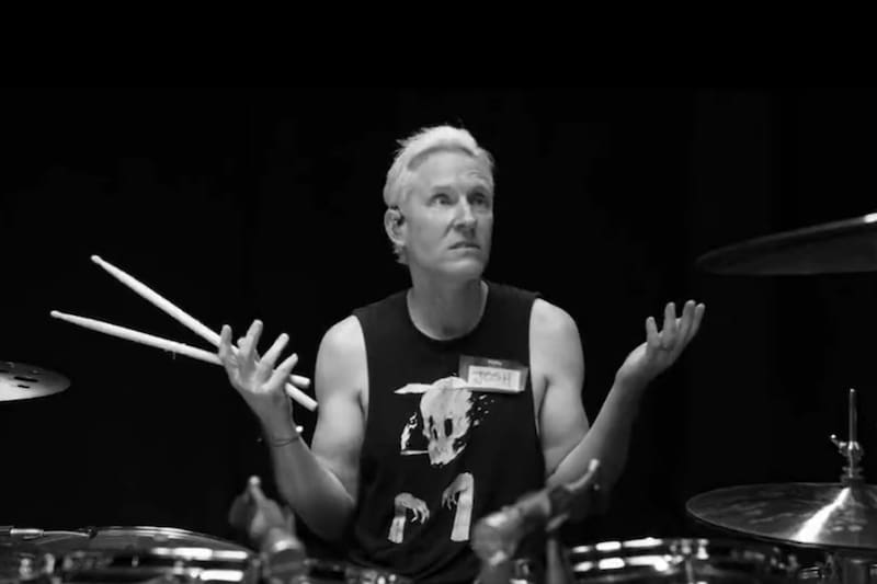 John Freese es el nuevo baterista de Foo Fighters. Créditos: Captura