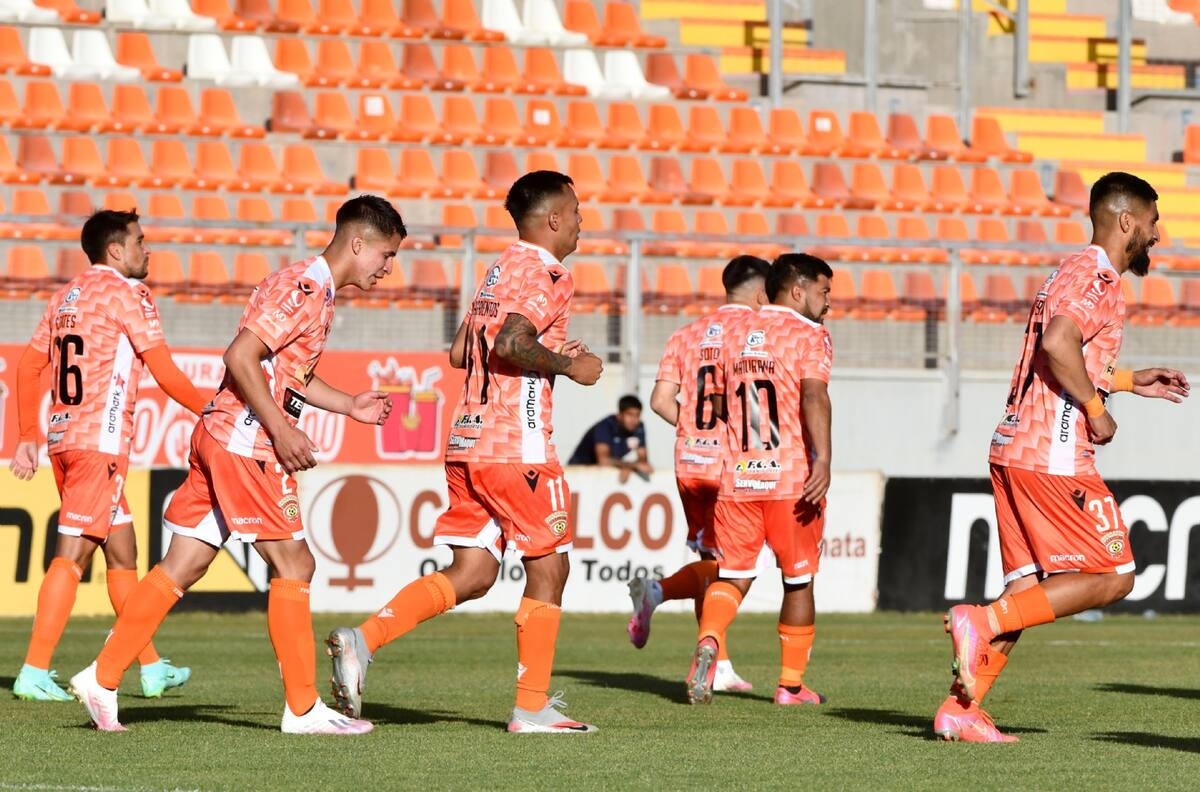 Cobreloa tiene dos importantes bajas para el duelo ante San Marcos y está cerca de cerrar un fichaje