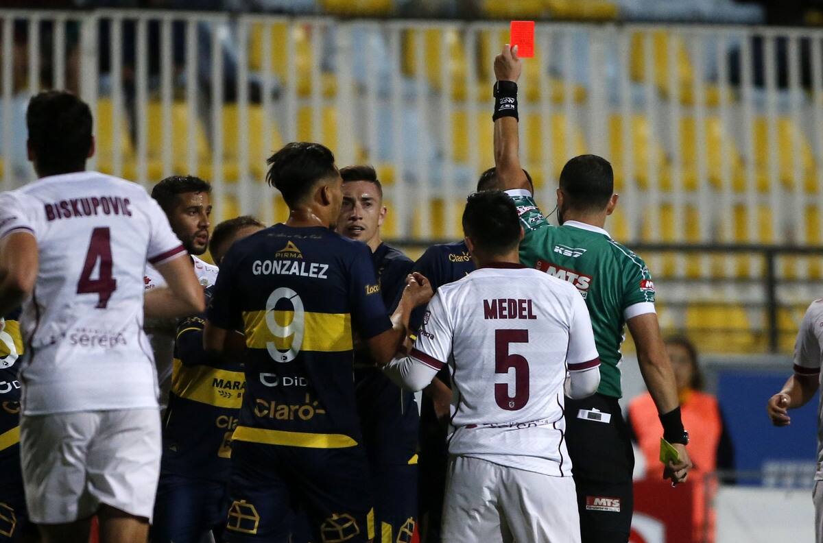 Los castigados: Este es el ránking de jugadores que más tarjetas han recibido en lo que va de torneo