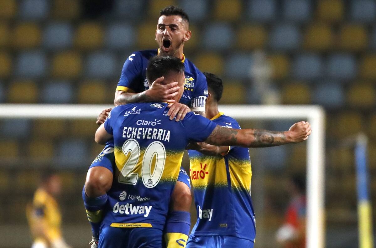 Las figuras de Everton: "Paqui" Meneghini y los elogios para Lucas Di Yorio y Juan Cuevas