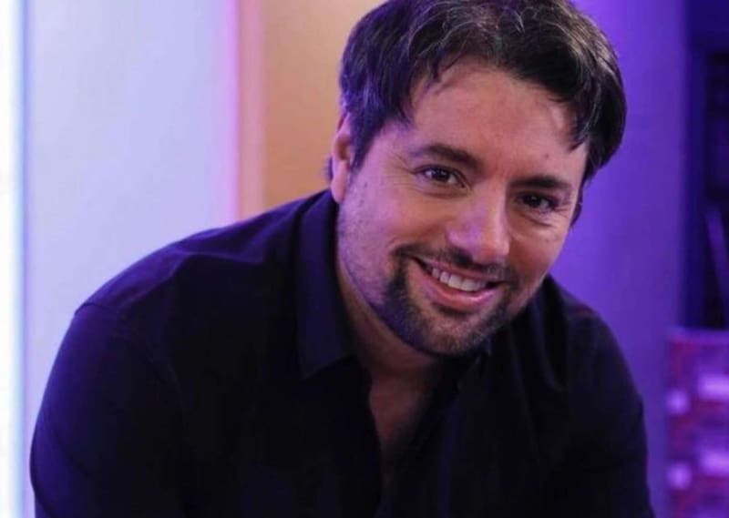 El animador dejó su programa en Tevex. Créditos: Instagram valenzuelatvradio