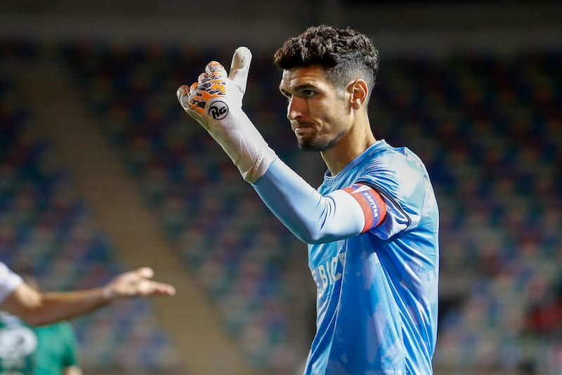 Matías Dituro dejó Universidad Católica para emigrar a Turquía. Foto: Aton.