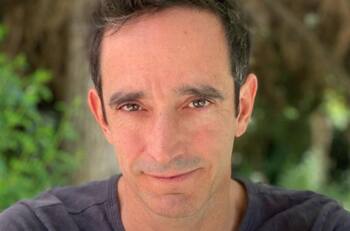 "Bendito soy entre todas mis mujeres": El especial regaloneo de Nicolás Saavedra con su madre y sus dos hijas, Ema y Leonor