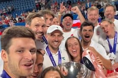 VIDEO | Como un polaco más: así celebró Nicolás Massú el título de la United Cup