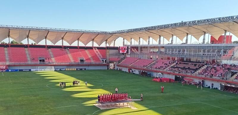 La presentación del plantel al público chillanejo. Foto: Ignacio_2015 en X