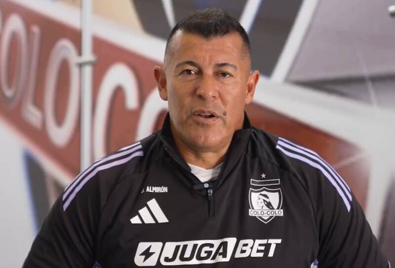 no seguirá siendo el técnico de Colo Colo.