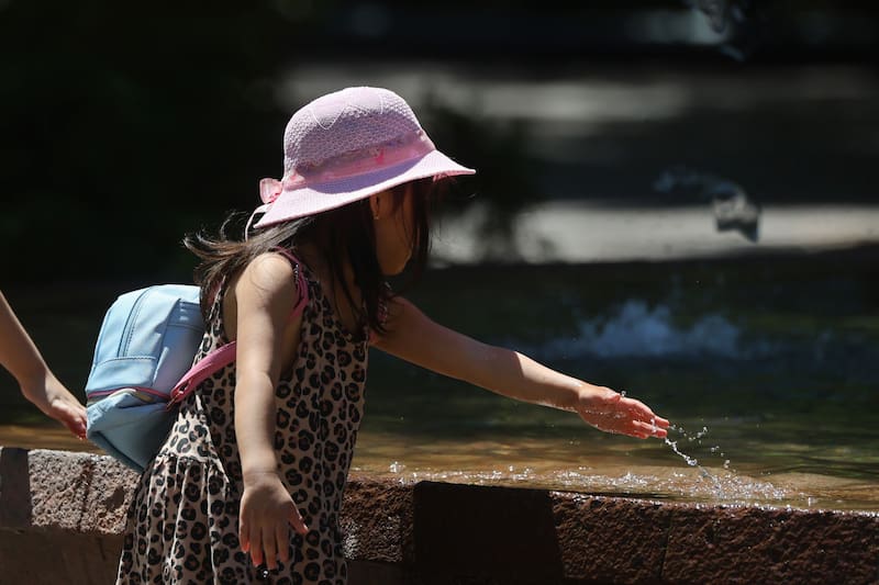 Durante los últimos días del año, las máximas van a bordear los 35° C en la ciudad.
Créditos: Aton.