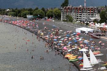 Investigan muerte de hombre cuyo cuerpo fue hallado flotando en el Lago Villarrica