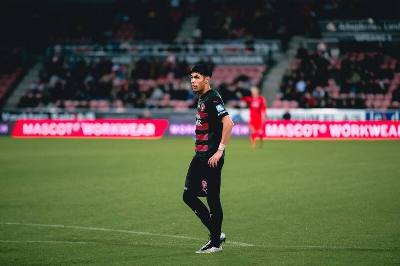 en partido del Midtjylland de Dinamarca.