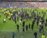 VIDEO | Clásico escocés entre Rangers y Celtic termina en batalla campal