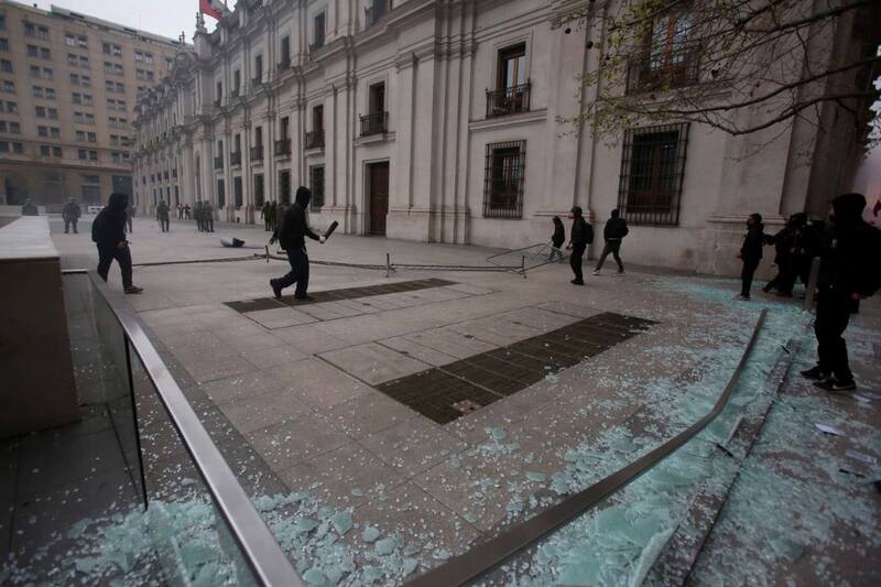 Los sujetos protagonizaron violentos incidentes. Foto: ATON.