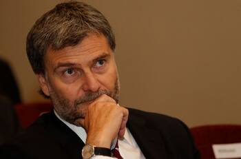 Defensor Nacional por presos del estallido social: "La prisión preventiva es una pena anticipada"