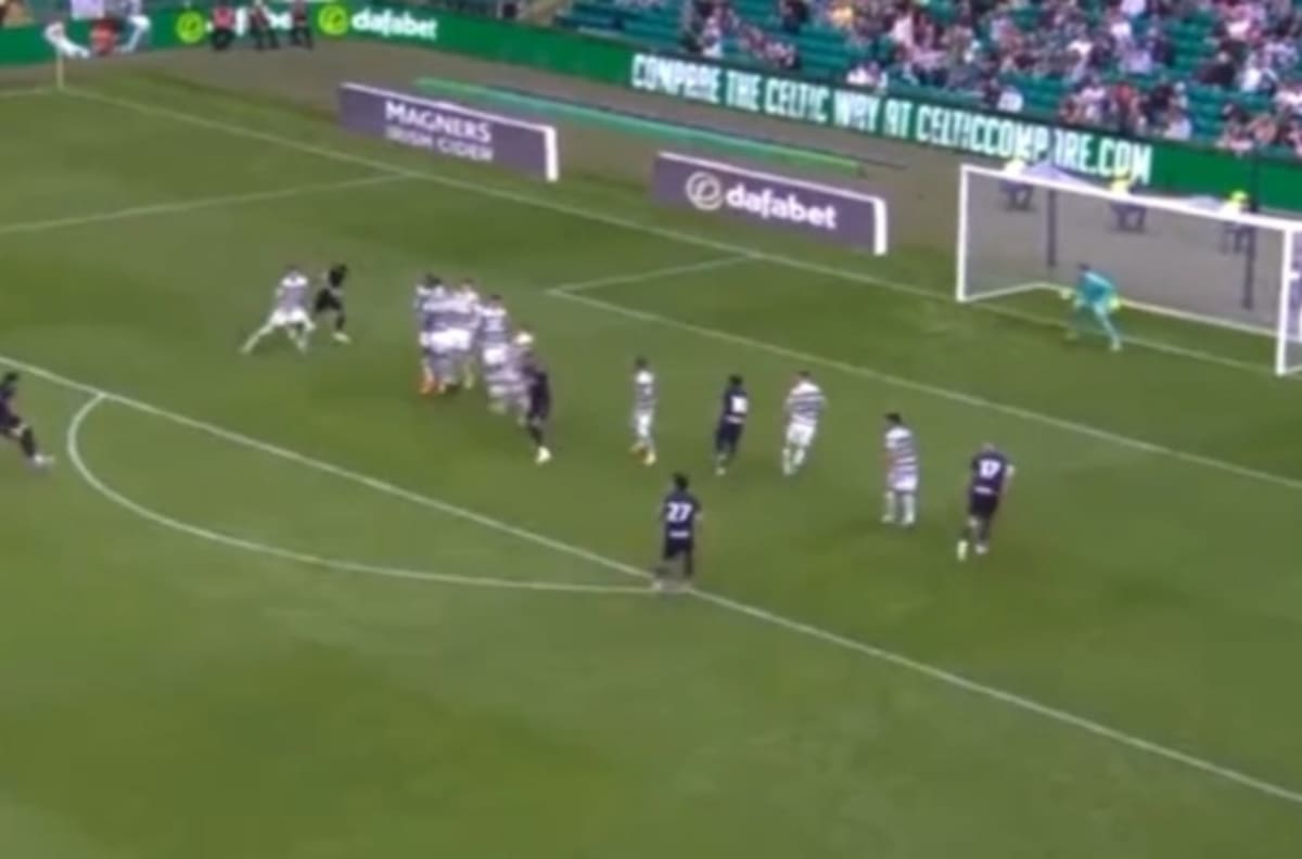 VIDEO | No para: Ben Brereton anotó golazo de tiro libre en amistoso del Blackburn ante el Celtic