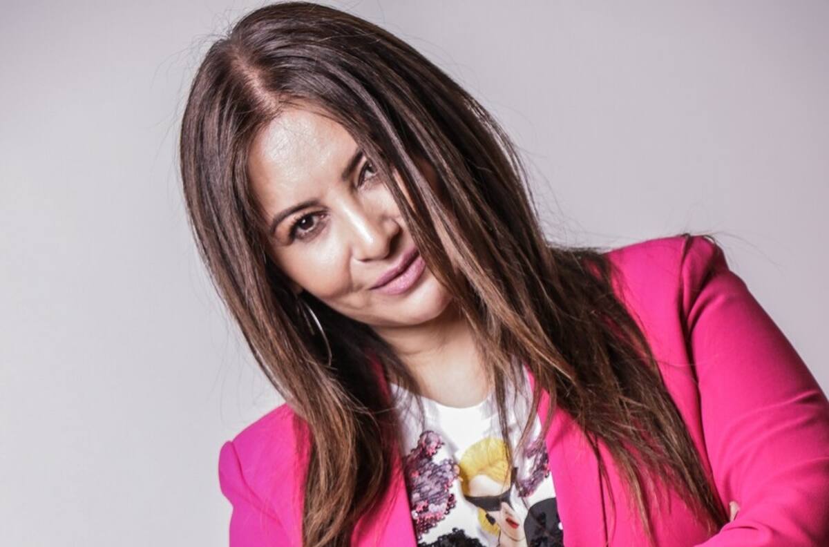 Myriam Hernández mostró a qué nivel llegan los celos de su perrito León, con Lupo, el nuevo integrante de la familia