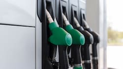 Bencinas bajarán su valor por tercera vez consecutivo