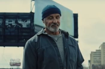 Sylvester Stallone se desmarca del cine de superhéroes de Marvel y DC Comics con su nueva película "Samaritan"