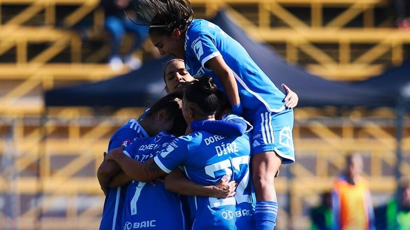 Figura goleadora de la U parte a Independiente del Valle de Ecuador