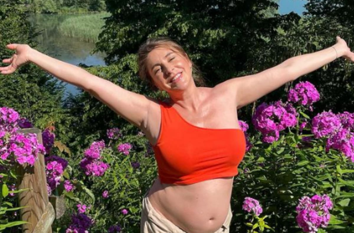 "Es un honor recibir un regalo tan hermoso": Patricia López contó que le compusieron una animada cueca a ella y a su hijo