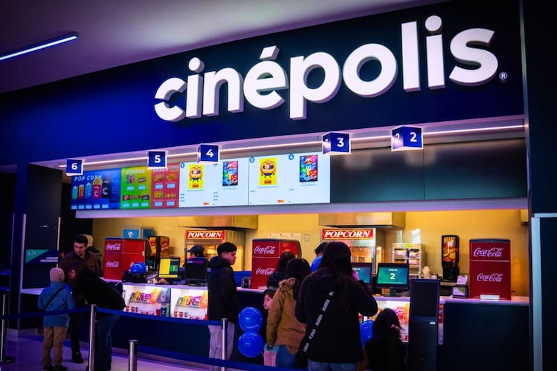 Uno de los tantos lugares donde hay descuento con el BancoEstado. Créditos: @mallpaseocl vía Instagram.