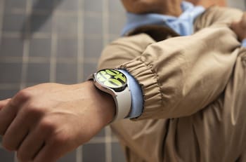 Utiliza tu smartwatch sin tocarlo gracias al control de gestos