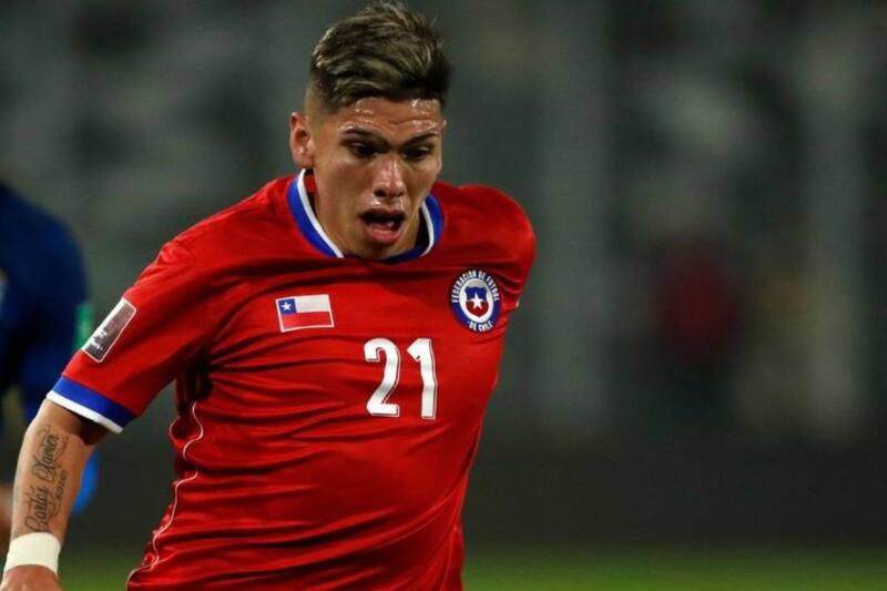 Carlos Palacios, jugando por la Selección. Foto: Agencia Aton.