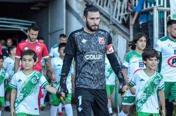 Paulo Garcés medita radical decisión tras los incidentes ocurridos en partido de Deportes Valdivia