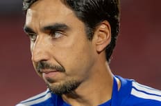 Horas claves en la U: Paqui Meneghini no va a renunciar y todo depende de Michael Clark